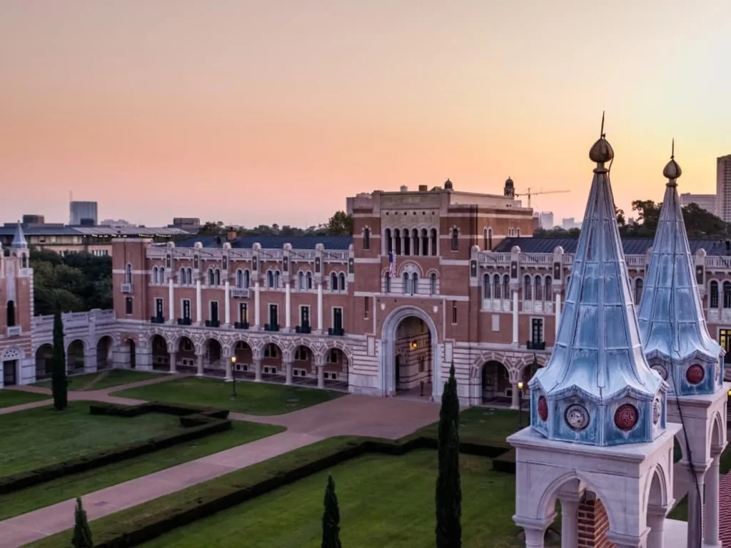 rice-university-exterior-main-building